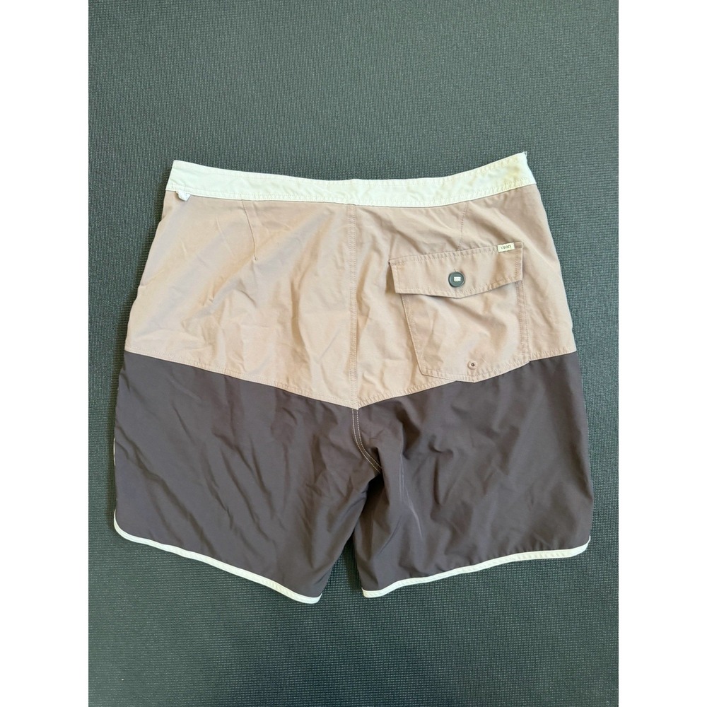 Vuori Cruise Board shorts V314 Brown Tropical Mens Size 34 - Picture 4 of 4
